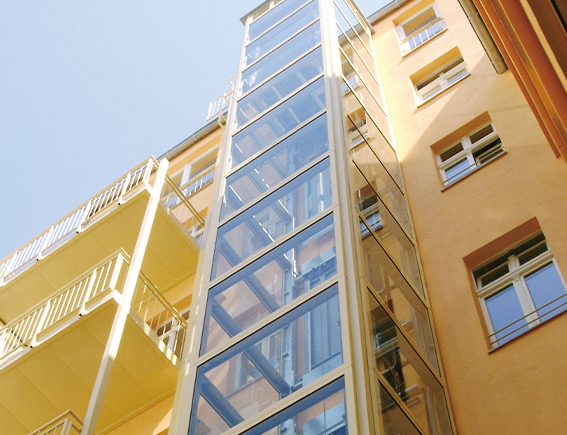 擁有自己的生產(chǎn)基地 — 01